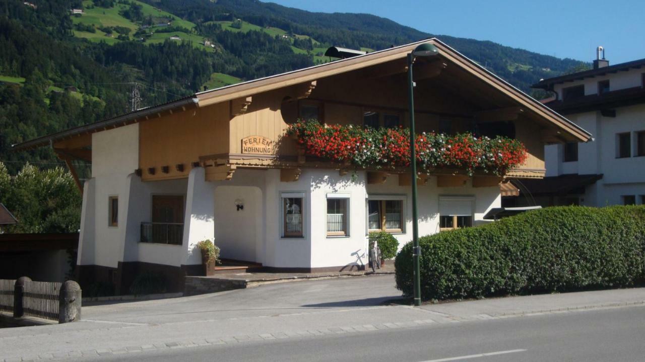 Haus Waldner Daire Aschau Im Zillertal Dış mekan fotoğraf